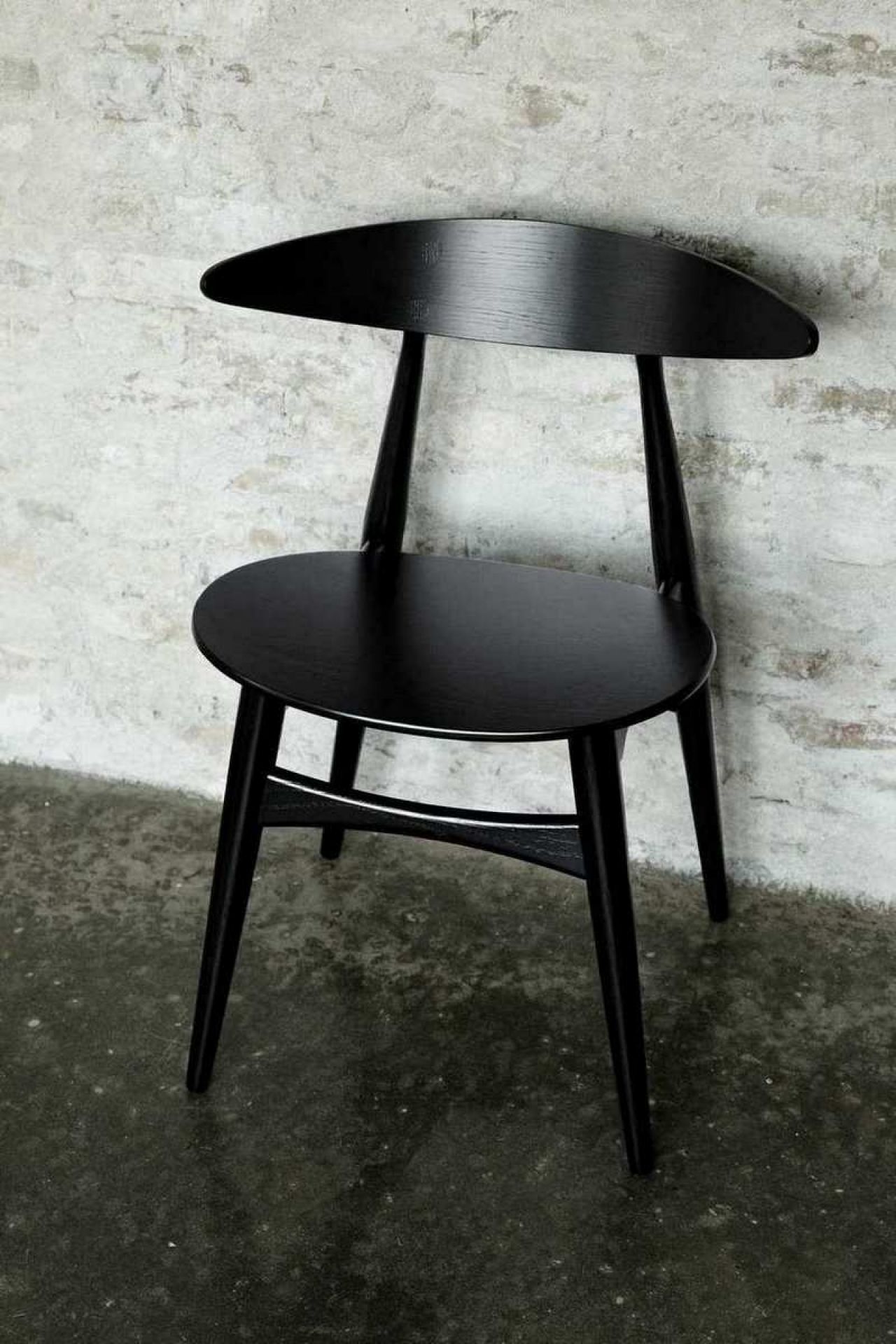 CH33P CARL HANSEN&SON オーク CH33P, Black lacquered oak, Leather black | Carl Hansen